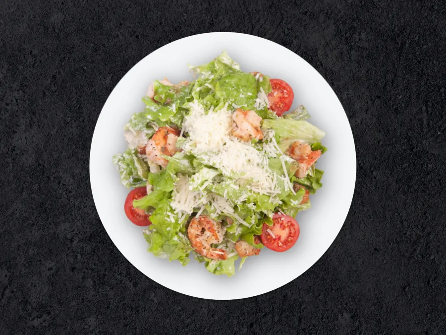 салат Цезарь с креветками