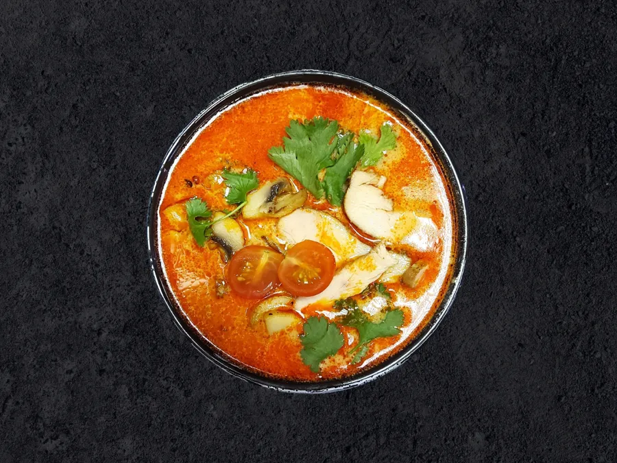 Том ям с курицей