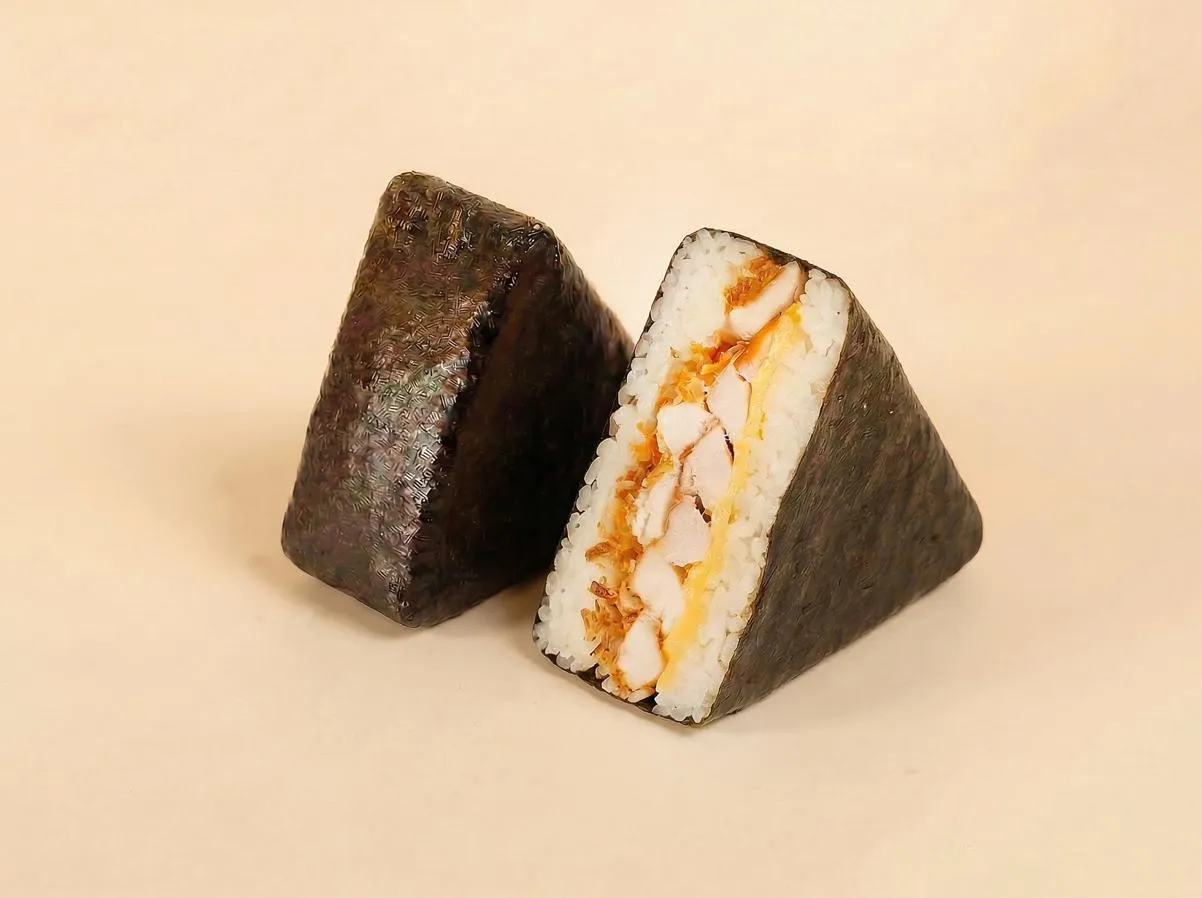 Онигири с курицей